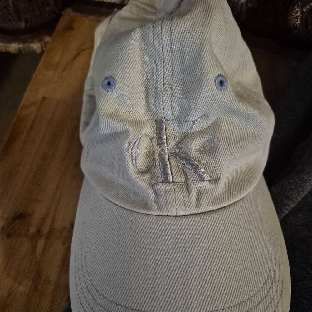 Calvin Klein Men's Gray Lounge Pants And Hat View 2
